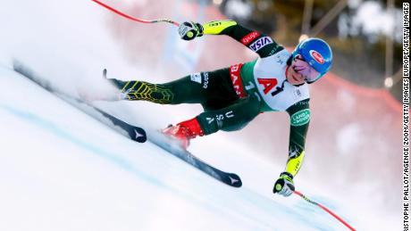Shiffrin compite en la Copa Mundial de esquí alpino Audi FIS Super G.