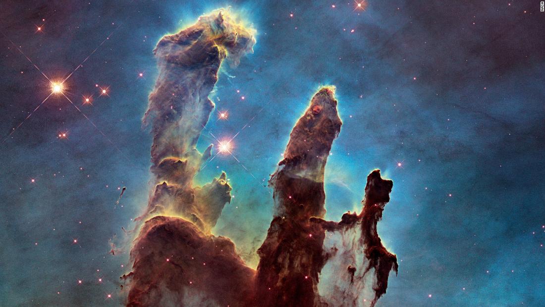 El telescopio espacial Hubble celebra 30 años de descubrimientos e imágenes inspiradoras