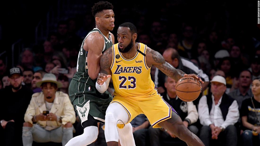 Los Ángeles Los Lakers pagan el préstamo del programa de protección de pagos