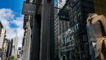 Tienda J. Crew en 5th Avenue en Nueva York. El vendedor anunció el lunes que había solicitado protección por bancarrota.