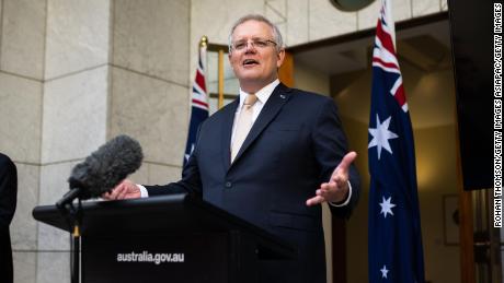 El primer ministro Scott Morrison habla en una conferencia de prensa después de la reunión del Gabinete Nacional el 8 de mayo en Canberra, Australia.