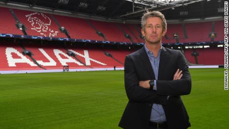 Van der Sar posa en Johan Cruyff ArenA en Amsterdam.