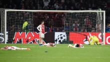 Los jugadores del Ajax fueron rechazados después de perder la semifinal de la UEFA Champions League ante el Tottenham el 8 de mayo de 2019.