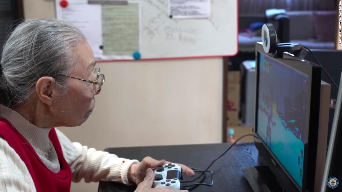 Jugadores japoneses de la abuela: conoce a Hamako Mori, de 90 años, el videojuego YouTuber más antiguo del mundo