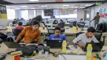 Flipkart se cierra y Amazon limita los pedidos de 1.300 millones de indios bajo llave