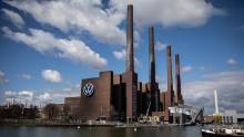 La fábrica de automóviles más grande del mundo acaba de ser reabierta. Esto es lo que Volkswagen tuvo que hacer