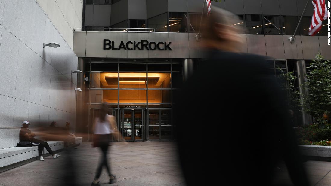 BlackRock es el nuevo rey de Wall Street cuando los bancos son golpeados