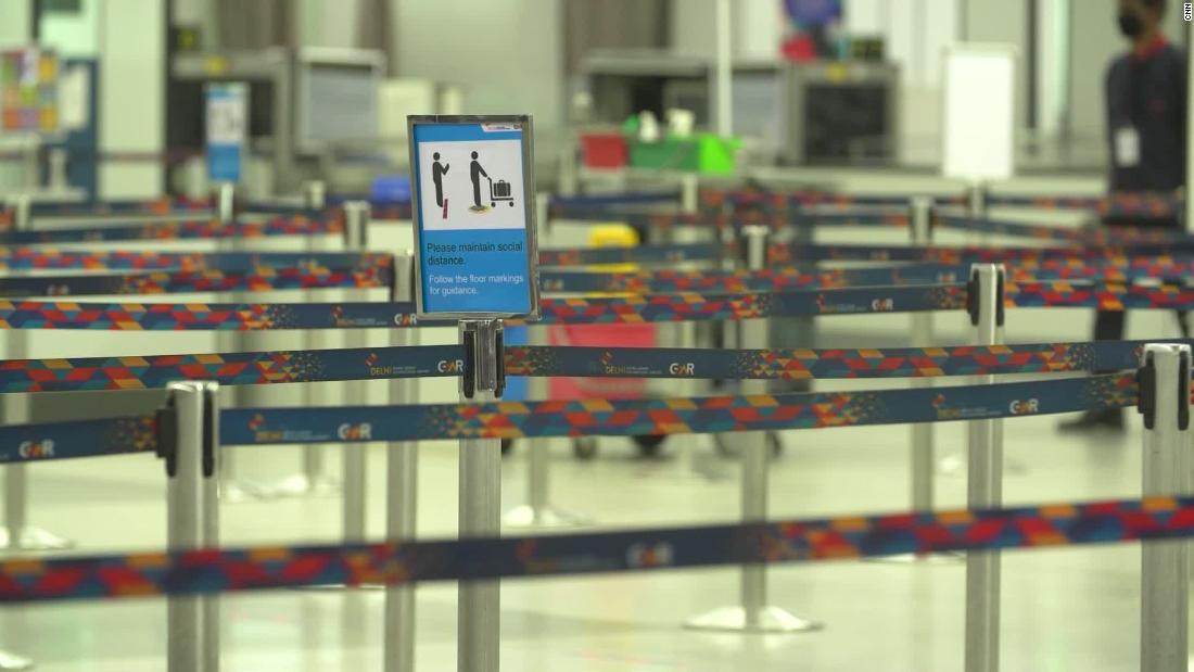 Los aeropuertos en India comienzan a reabrir