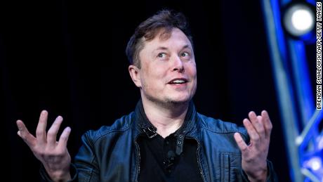 Elon Musk usa su poder para ser egoísta