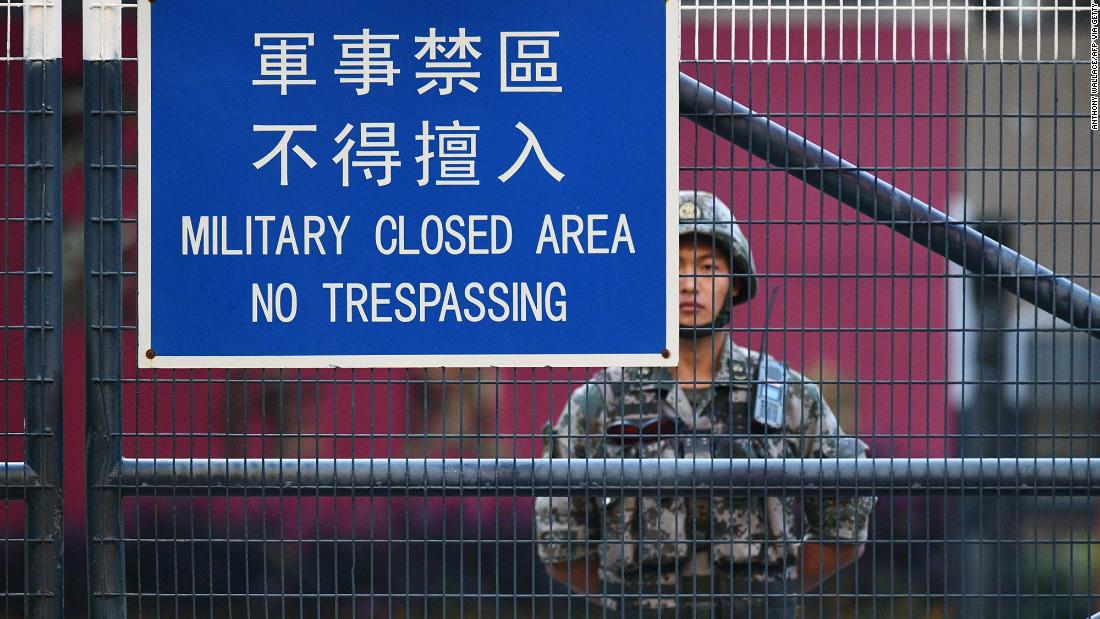 Las promesas militares de China de mantener la "soberanía nacional" en espera de nuevas protestas en Hong Kong