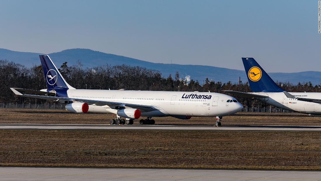 Lufthansa acuerda ayudar al gobierno alemán con $ 10 mil millones