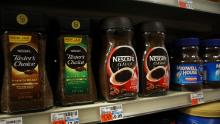 Con una cantidad tan grande de consumidores que permanecen en sus hogares, durante la pandemia, Nestlé notó una mayor demanda de café Nescafé.