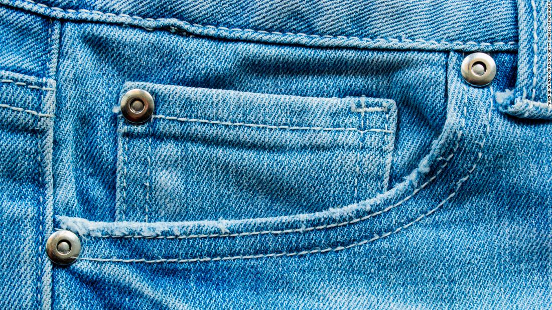 Los remaches en jeans ya pueden ser cosa del pasado