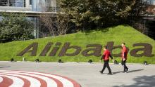 Regresar a casa a Alibaba se trata de hacer feliz a China y comprar un seguro de guerra comercial