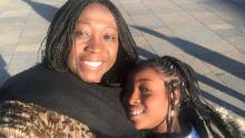 La periodista de CNN Stephanie Busari y su hija se mudaron a Nigeria desde Londres hace cuatro años.