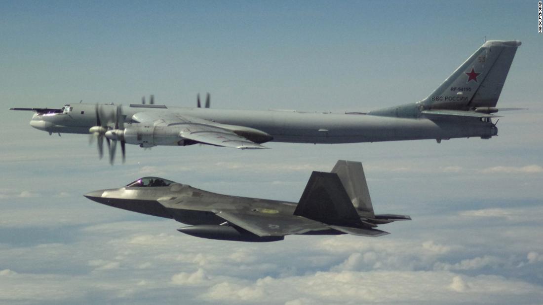 Bombarderos rusos, aviones interceptados cerca de la costa estadounidense de Alaska en aguas internacionales