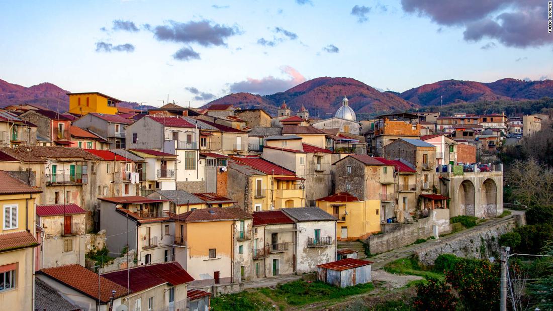 Cinquefrondi: una ciudad italiana libre de Covid, que vende casas por $ 1