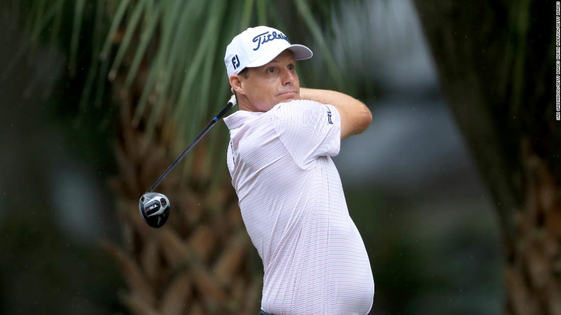 El jugador del PGA Tour Nick Watney se retira del torneo después de pasar la prueba Covid-19