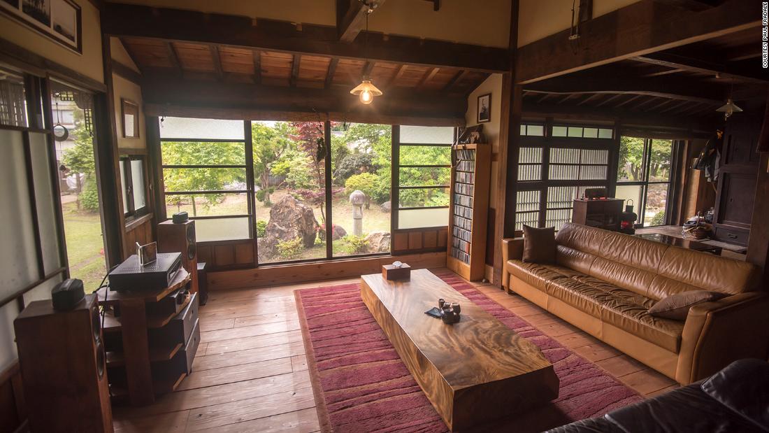 Los extranjeros están comprando la casa de sus sueños en el campo en Japón
