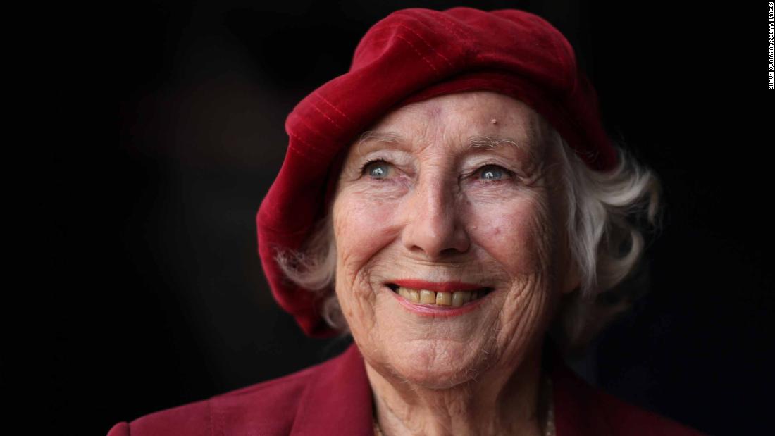 Vera Lynn muere a los 103 años