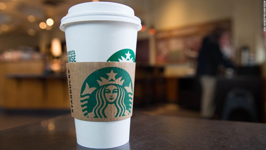 ¿Por qué el café Starbucks sabe a viajar?